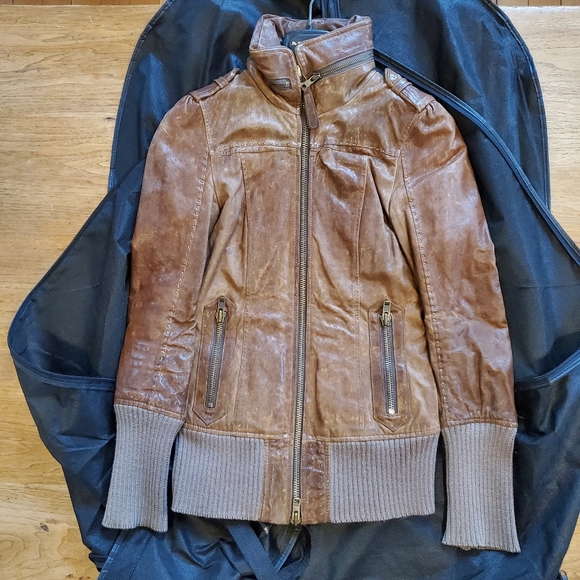 Mackage "Nev" Leather Bomber in Cognac - Picture 2 of 16